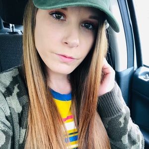 Meet your Posher, Erin